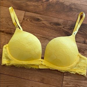 Victoria’s Secret biofit push-up